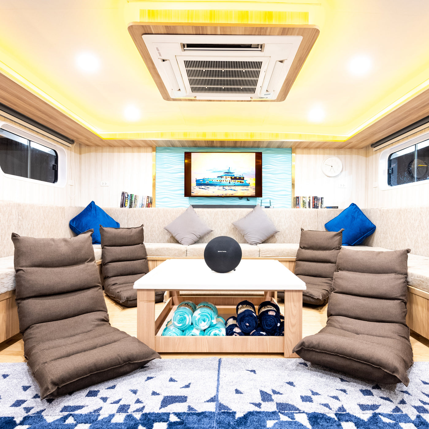 LIVEABOARD - 10 days/ 9 nights - M/V ANDAMAN QUEEN - Phi Phi, Shark Point, Koh Haa, Hin Daeng, Hin Muang, Koh Lipe, Similan, Koh Bon, Tachai, Koh  Surin, Richelieu Rock  (max 32 dives)